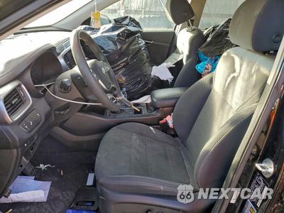 Zdjęcie 7 z 12 samochodu: 2019 KIA SORENTO LX VIN:5XYPG4A5XKG581192 - miniatura