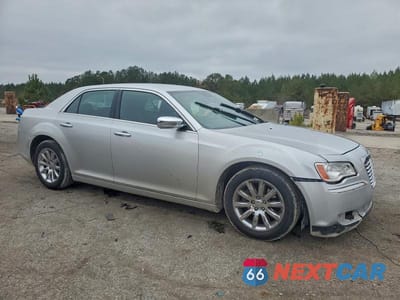 Czwarte zdjęcie samochodu z boku: 2012 CHRYSLER 300 LIMITED VIN:2C3CCACG4CH265950 - miniatura