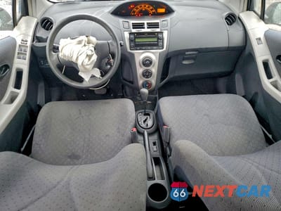 Zdjęcie 8 z 13 samochodu: 2010 TOYOTA YARIS VIN:JTDKT4K35A5300975 - miniatura