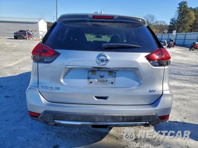 Zdjęcie 6 z 15 samochodu: 2018 NISSAN ROGUE S VIN:KNMAT2MT2JP546478 - miniatura