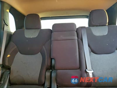 Zdjęcie 10 z 13 samochodu: 2018 JEEP CHEROKEE LATITUDE VIN:1C4PJLCB9JD557378 - miniatura