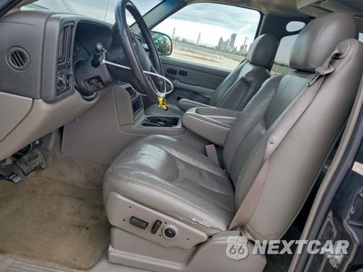 Zdjęcie 7 z 15 samochodu: 2005 GMC YUKON XL C1500 VIN:1GKEC16Z45J191534 - miniatura