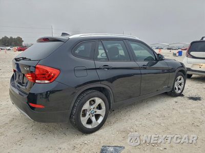 Trzecie zdjęcie samochodu z tyłu: 2013 BMW X1 SDRIVE28I VIN:WBAVM1C50DVW45809 - miniatura