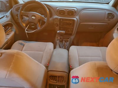 Zdjęcie 8 z 14 samochodu: 2007 CHEVROLET TRAILBLAZER LS VIN:1GNDS13S872249974 - miniatura