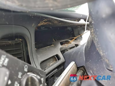 Zdjęcie 9 z 12 samochodu: 1999 FORD CROWN VICTORIA LX VIN:2FAFP74WXXX147392 - miniatura