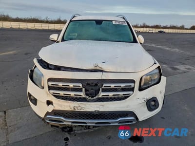 Piąte zdjęcie samochodu w środku: 2020 MERCEDES-BENZ GLB 250 VIN:W1N4M4GB7LW023452 - miniatura