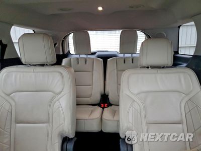 Zdjęcie 10 z 13 samochodu: 2018 FORD EXPLORER PLATINUM VIN:1FM5K8HT4JGC85156 - miniatura