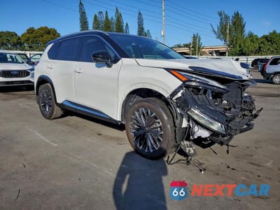 Czwarte zdjęcie samochodu z boku: 2025 NISSAN ROGUE PLATINUM VIN:JN8BT3DD4SW306086 - miniatura