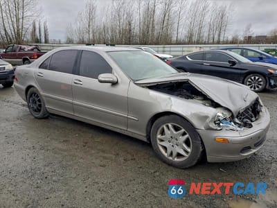 Czwarte zdjęcie samochodu z boku: 2005 MERCEDES-BENZ S 430 4MATIC VIN:WDBNG83J95A459080 - miniatura