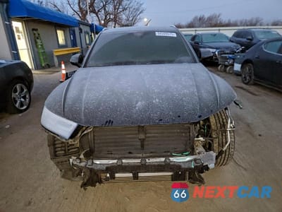 Piąte zdjęcie samochodu w środku: 2018 AUDI Q5 PREMIUM PLUS VIN:WA1BNAFY4J2217404 - miniatura