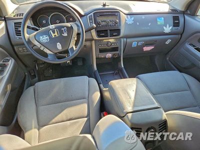 Zdjęcie 8 z 12 samochodu: 2006 HONDA PILOT EX VIN:2HKYF18496H552557 - miniatura