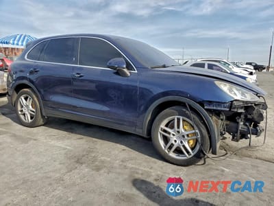 Czwarte zdjęcie samochodu z boku: 2011 PORSCHE CAYENNE S VIN:WP1AB2A24BLA42892 - miniatura