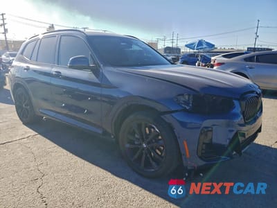 Czwarte zdjęcie samochodu z boku: 2024 BMW X3 SDRIVE30I VIN:5UX43DP03R9V70314 - miniatura