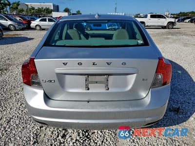 Zdjęcie 6 z 14 samochodu: 2009 VOLVO S40 2.4I VIN:YV1MS382792457371 - miniatura