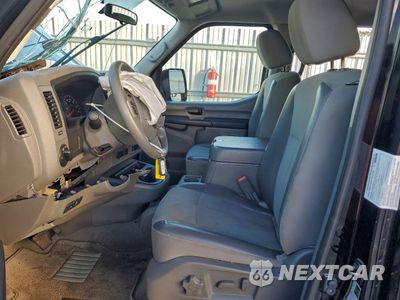 Zdjęcie 7 z 13 samochodu: 2018 NISSAN NV 3500 S VIN:5BZBF0AA8JN852695 - miniatura
