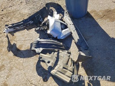Zdjęcie 13 z 16 samochodu: 2017 TOYOTA RAV4 XLE VIN:2T3WFREV1HW370043 - miniatura