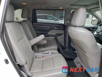 Zdjęcie 11 z 13 samochodu: 2015 TOYOTA HIGHLANDER LIMITED VIN:5TDDKRFH7FS150304 - miniatura