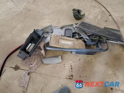 Zdjęcie 12 z 15 samochodu: 1995 CHEVROLET TAHOE K1500 VIN:1GNEK18K0SJ300668 - miniatura