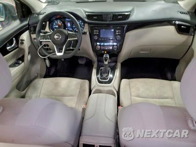 Zdjęcie 8 z 14 samochodu: 2018 NISSAN ROGUE SPORT SV VIN:JN1BJ1CR8JW250190 - miniatura