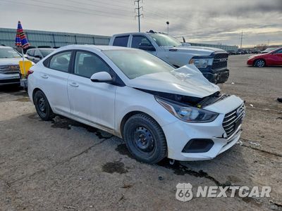 Czwarte zdjęcie samochodu z boku: 2020 HYUNDAI ACCENT SE VIN:3KPC24A65LE121720 - miniatura
