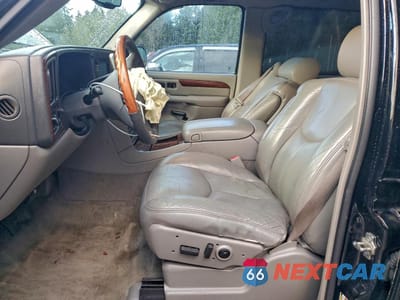 Zdjęcie 7 z 14 samochodu: 2004 CADILLAC ESCALADE ESV VIN:3GYFK66N54G302499 - miniatura