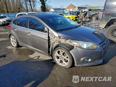 Czwarte zdjęcie samochodu z boku: 2014 FORD FOCUS TITANIUM VIN:1FADP3N23EL344894 - miniatura