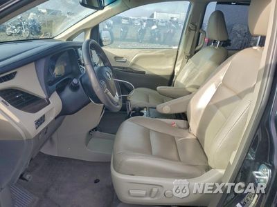 Zdjęcie 7 z 16 samochodu: 2017 TOYOTA SIENNA XLE VIN:5TDDZ3DC7HS185685 - miniatura
