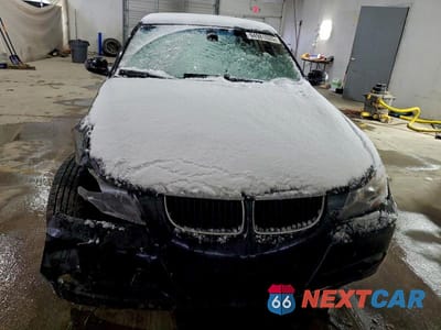 Piąte zdjęcie samochodu w środku: 2006 BMW 325 I VIN:WBAVB13566KX66466 - miniatura