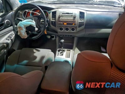 Zdjęcie 8 z 13 samochodu: 2011 TOYOTA TACOMA DOUBLE CAB VIN:3TMLU4EN7BM064887 - miniatura