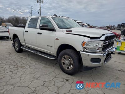 Czwarte zdjęcie samochodu z boku: 2020 RAM 2500 TRADESMAN VIN:3C6UR5CL5LG148047 - miniatura