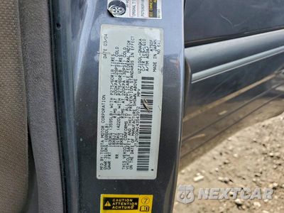 Zdjęcie 13 z 13 samochodu: 2004 LEXUS LX 470 VIN:JTJHT00W143543972 - miniatura