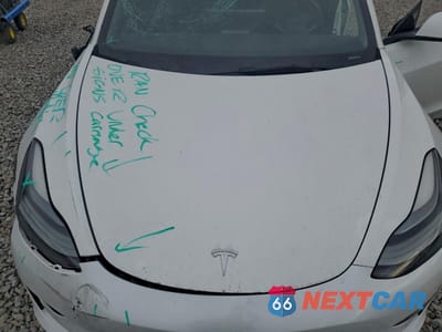 Zdjęcie 11 z 12 samochodu: 2023 TESLA MODEL 3 VIN:5YJ3E1EAXPF481568 - miniatura