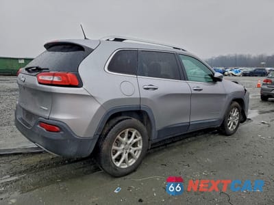 Trzecie zdjęcie samochodu z tyłu: 2016 JEEP CHEROKEE LATITUDE VIN:1C4PJMCS9GW253728 - miniatura