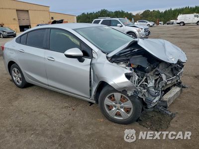 Czwarte zdjęcie samochodu z boku: 2018 CHEVROLET CRUZE LS VIN:1G1BC5SM1J7202795 - miniatura