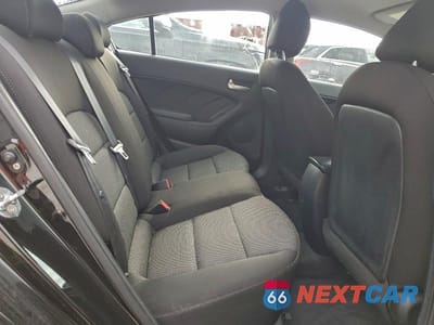 Zdjęcie 10 z 11 samochodu: 2018 KIA FORTE LX VIN:3KPFK4A78JE230675 - miniatura