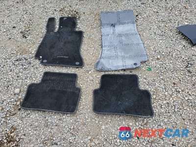 Zdjęcie 12 z 13 samochodu: 2018 MERCEDES-BENZ E 300 VIN:WDDZF4JB8JA444760 - miniatura