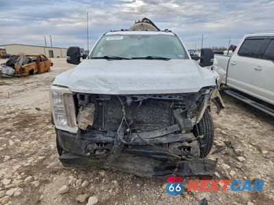 Piąte zdjęcie samochodu w środku: 2023 FORD F550 SUPER DUTY VIN:1FD0W5HN3PEC11472 - miniatura