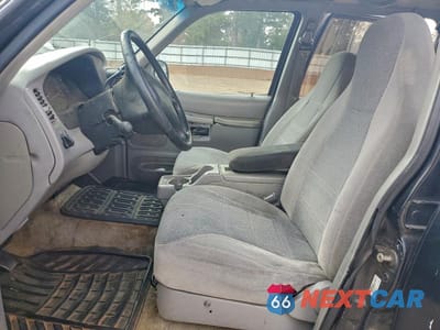 Zdjęcie 7 z 11 samochodu: 1996 FORD EXPLORER VIN:1FMDU32X4TUA07723 - miniatura