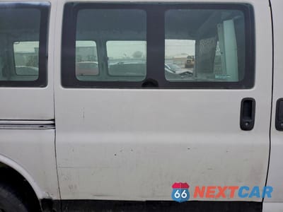 Zdjęcie 11 z 14 samochodu: 2001 CHEVROLET EXPRESS G2500 VIN:1GCGG25R911240480 - miniatura