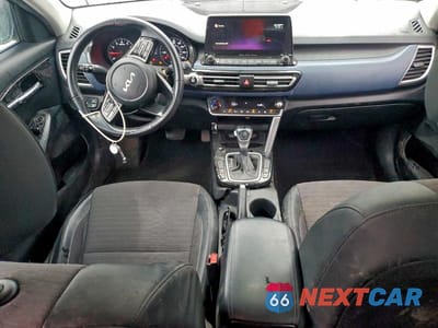 Zdjęcie 8 z 12 samochodu: 2022 KIA SELTOS S VIN:KNDEU2AA3N7317671 - miniatura