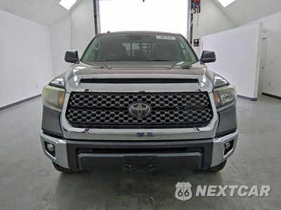Piąte zdjęcie samochodu w środku: 2018 TOYOTA TUNDRA DOUBLE CAB SR VIN:5TFRM5F13JX131344 - miniatura