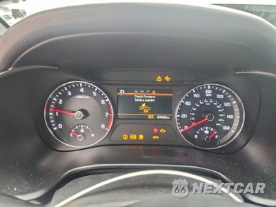 Zdjęcie 9 z 14 samochodu: 2024 KIA FORTE GT LINE VIN:3KPF54AD5RE805369 - miniatura