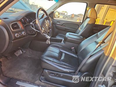 Zdjęcie 7 z 13 samochodu: 2007 CHEVROLET TAHOE K1500 VIN:1GNEK13037J118122 - miniatura