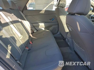 Zdjęcie 10 z 12 samochodu: 2025 HYUNDAI ELANTRA SEL VIN:KMHLS4DG3SU894279 - miniatura