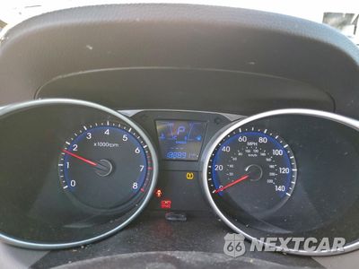 Zdjęcie 9 z 13 samochodu: 2014 HYUNDAI TUCSON GLS VIN:KM8JUCAG8EU845762 - miniatura