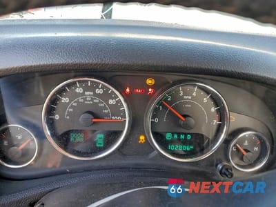 Zdjęcie 9 z 14 samochodu: 2017 JEEP WRANGLER UNLIMITED SPORT VIN:1C4BJWDG4HL751581 - miniatura