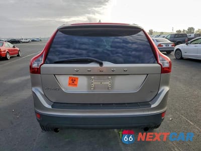 Zdjęcie 6 z 13 samochodu: 2013 VOLVO XC60 VIN:YV4940DZXD2414916 - miniatura