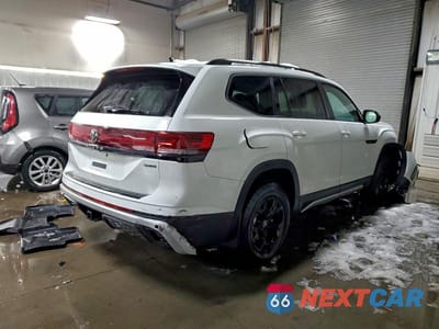 Trzecie zdjęcie samochodu z tyłu: 2024 VOLKSWAGEN ATLAS PEAK EDITION SE VIN:1V2CR2CA6RC603015 - miniatura