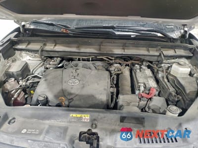 Zdjęcie 11 z 12 samochodu: 2021 TOYOTA HIGHLANDER XLE VIN:5TDGZRBH0MS548224 - miniatura