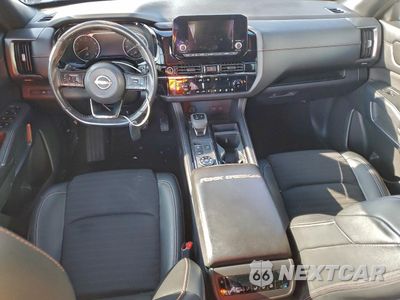 Zdjęcie 8 z 15 samochodu: 2023 NISSAN PATHFINDER SV VIN:5N1DR3BD0PC227878 - miniatura
